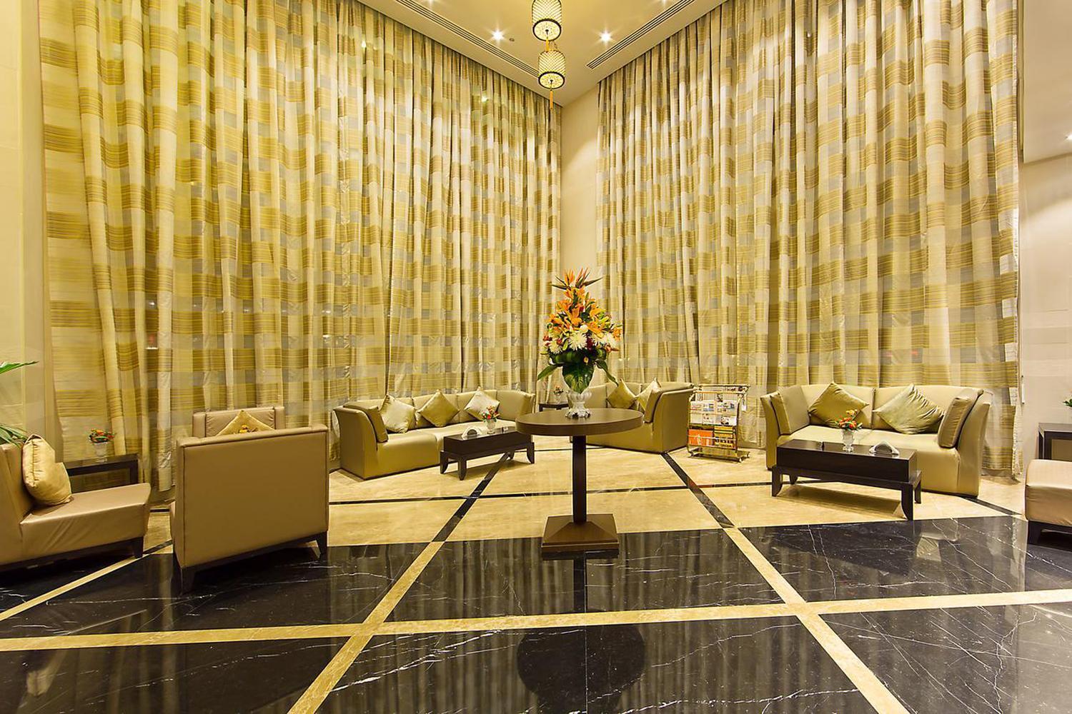 Hotel Luxe Manor Near Delhi Airport Nova Deli Exterior foto